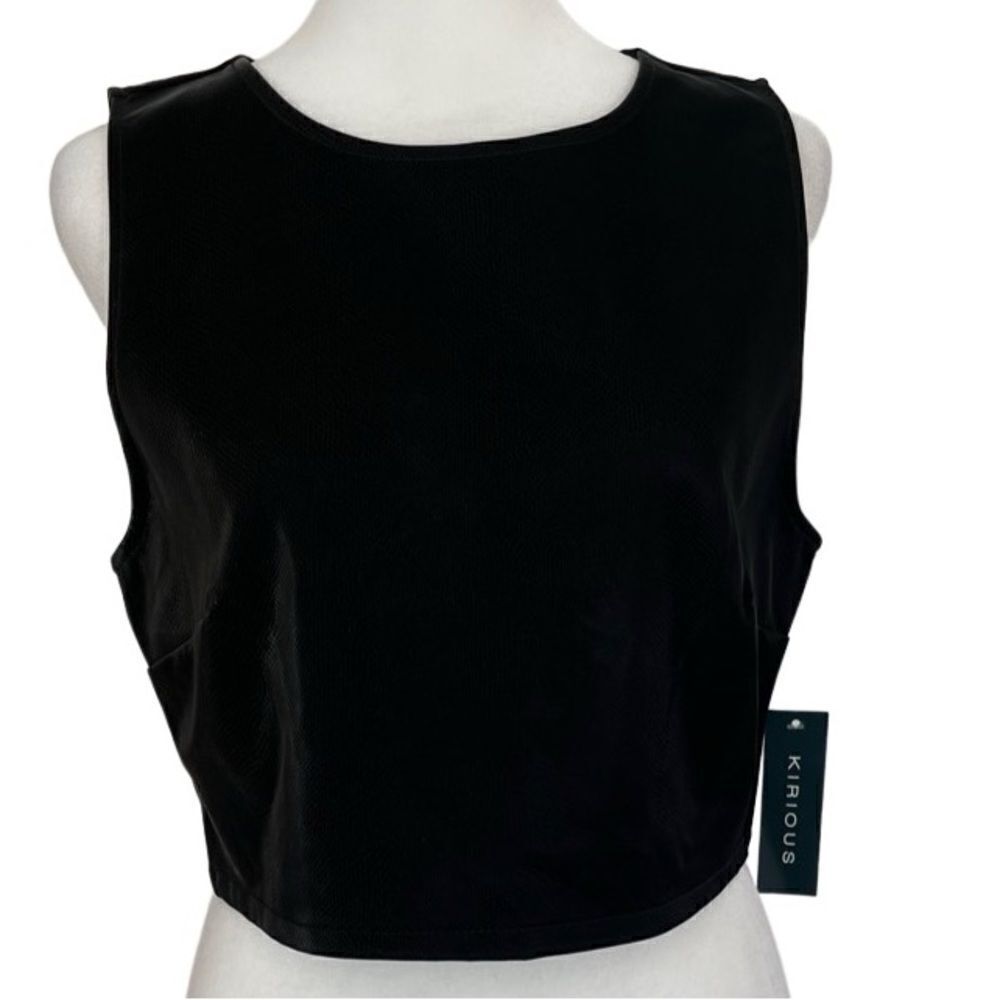 New with tags Kirious sleeveless black snake print top, back zip size L.